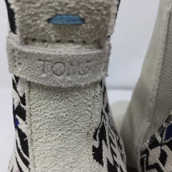 TOMS Esme Chelsea Boot - Picture 6 of 8